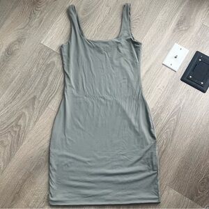 Meshki Sage Fitted Dress size medium